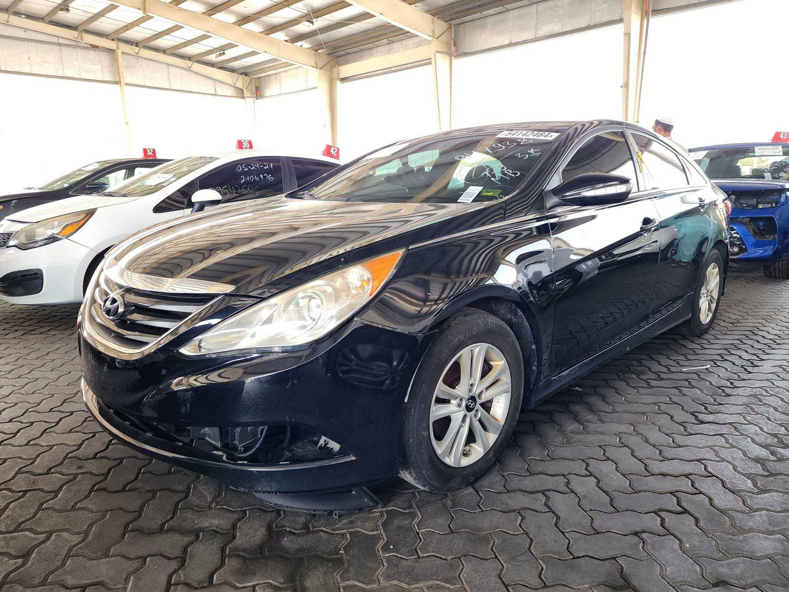 2014 HYUNDAI SONATA — 192813 Miles — Lot 54142464 — Souq - Marhaba Auctions Used Cars - Image 5
