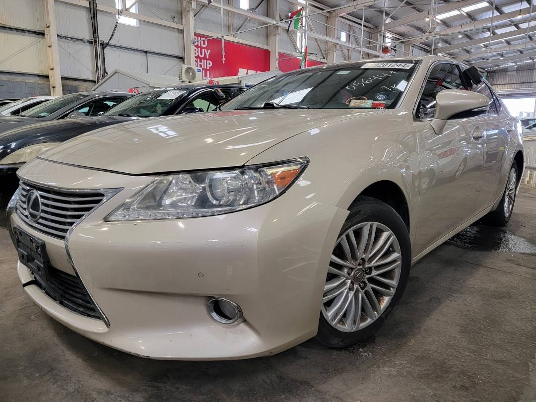 2013 LEXUS ES 350 — 136553 Miles — Lot 56441 - Marhaba Auctions Used Cars - Image 8