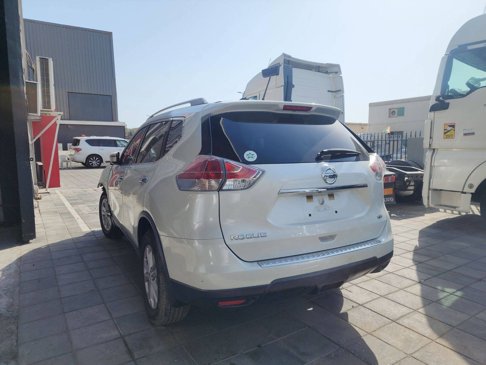 2016 NISSAN ROGUE — 180912 Miles — Lot 33647 — Main - Marhaba Auctions Used Cars - Image 14