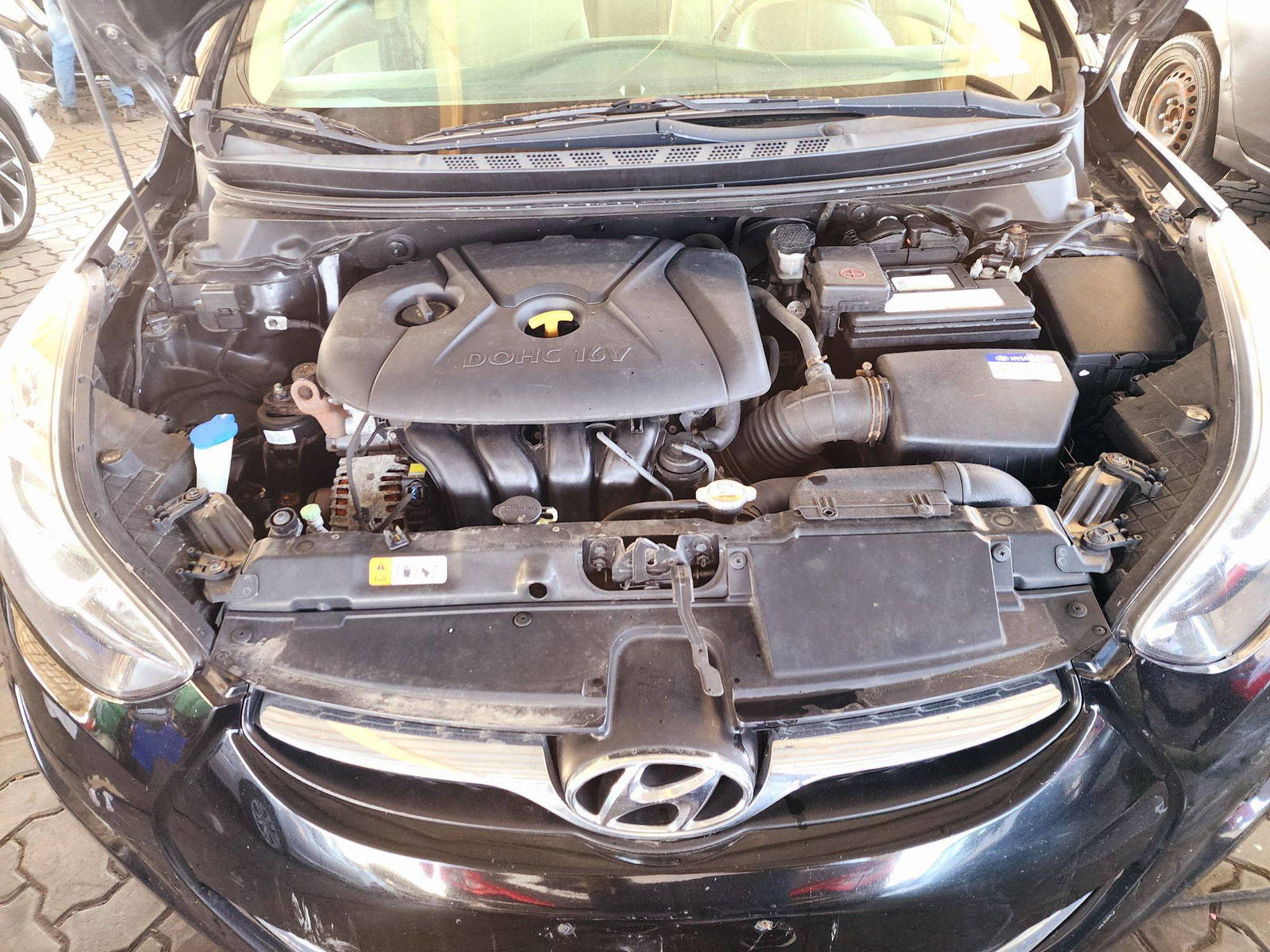 2012 HYUNDAI ELANTRA — 158757 Miles — Lot AEXCU272138 — Souq - Marhaba Auctions Used Cars - Image 11
