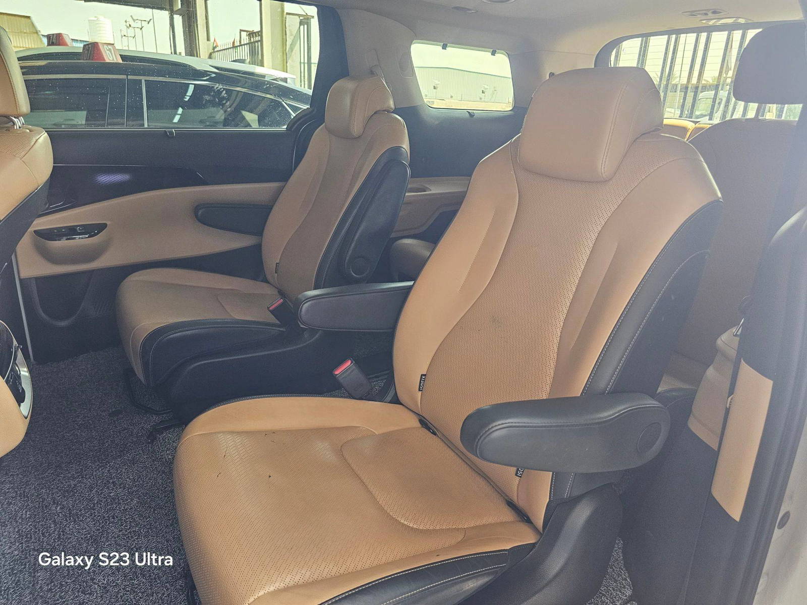 KIA CARNIVAL LX 2023 - Marhaba Auction Used Cars - Image 9