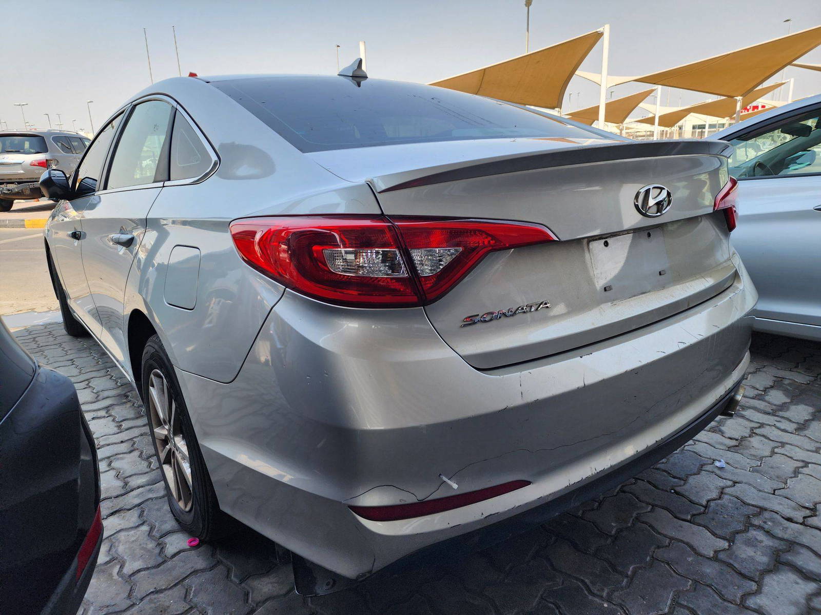 2017 HYUNDAI SONATA — 153146 Miles — Lot 36988154 — Souq - Marhaba Auctions Used Cars - Image 4