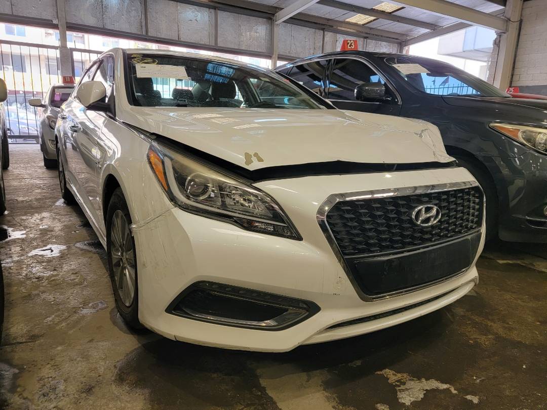2017 HYUNDAI SONATA — 163317 Miles — Lot L11HA048507 — Main - Marhaba Auctions Used Cars - Image 4