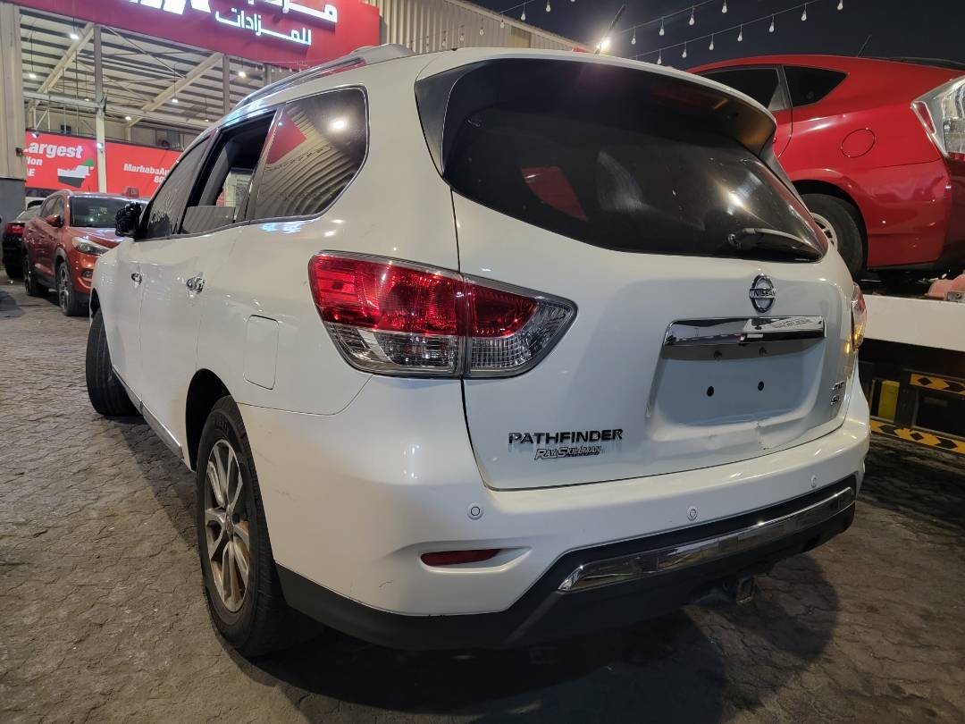 NISSAN PATHFINDER 2013 - Marhaba Auction Used Cars - Image 3
