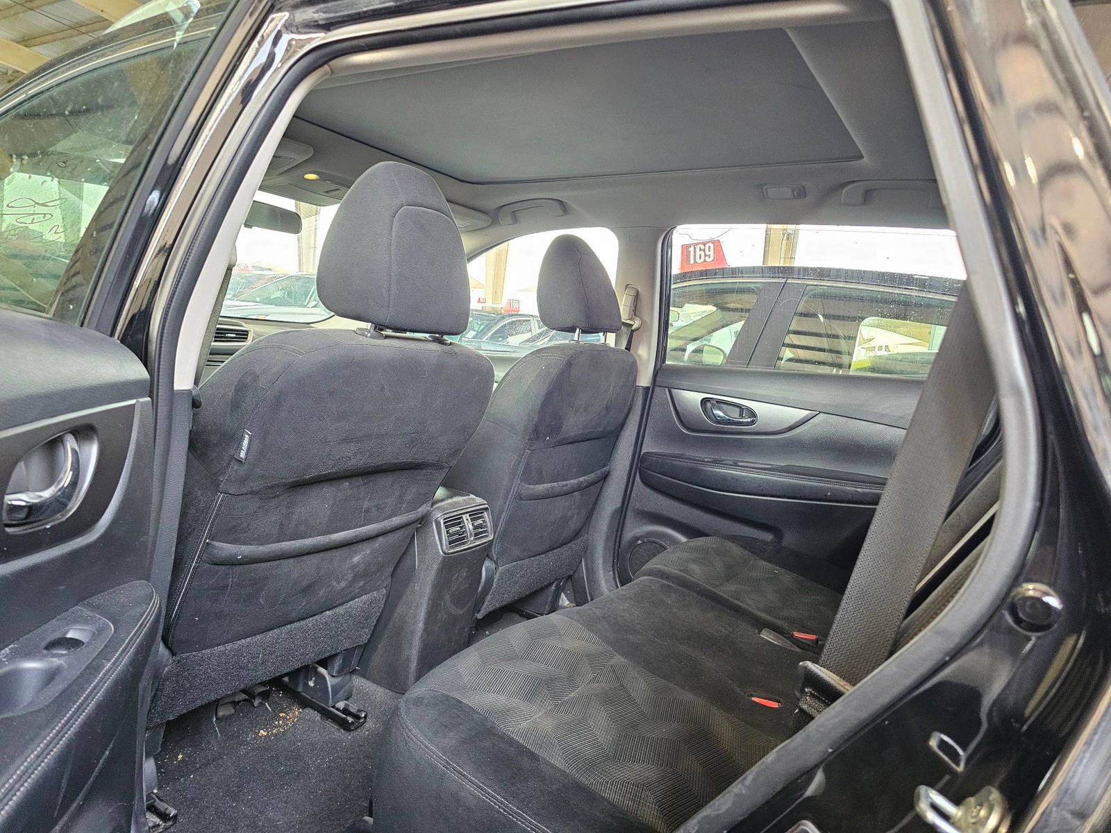 NISSAN ROGUE 2016 - Marhaba Auction Used Cars - Image 6