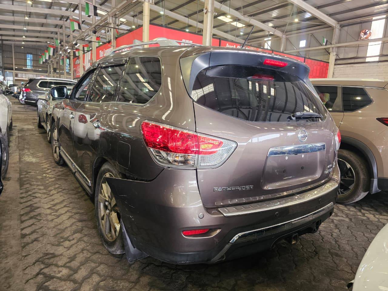2015 NISSAN PATHFINDER — 146617 Miles — Lot 601461 — Main - Marhaba Auctions Used Cars - Image 6