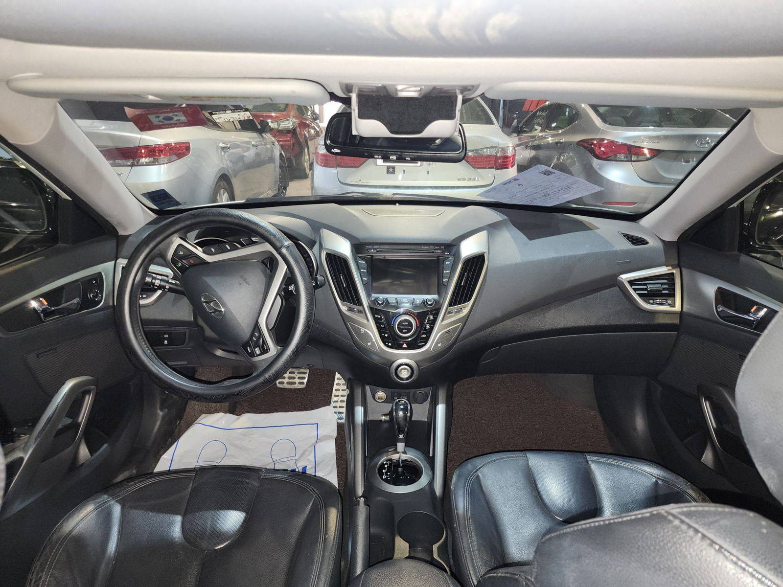 2012 HYUNDAI VELOSTER — 163438 KM — Lot 030344 — Main - Marhaba Auctions Used Cars - Image 8