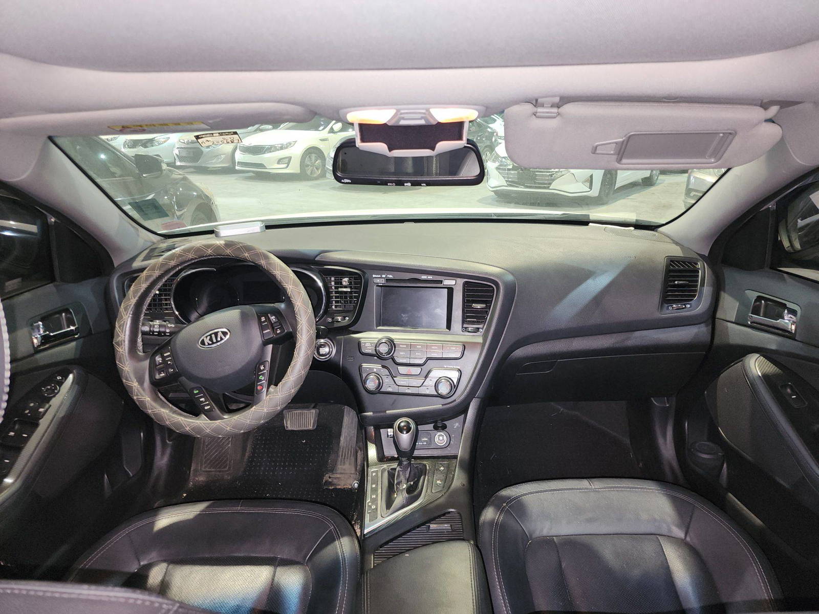 2013 KIA K5 — 205687 KM — Lot DA020047 — Al Quoz - Marhaba Auctions Used Cars - Image 9