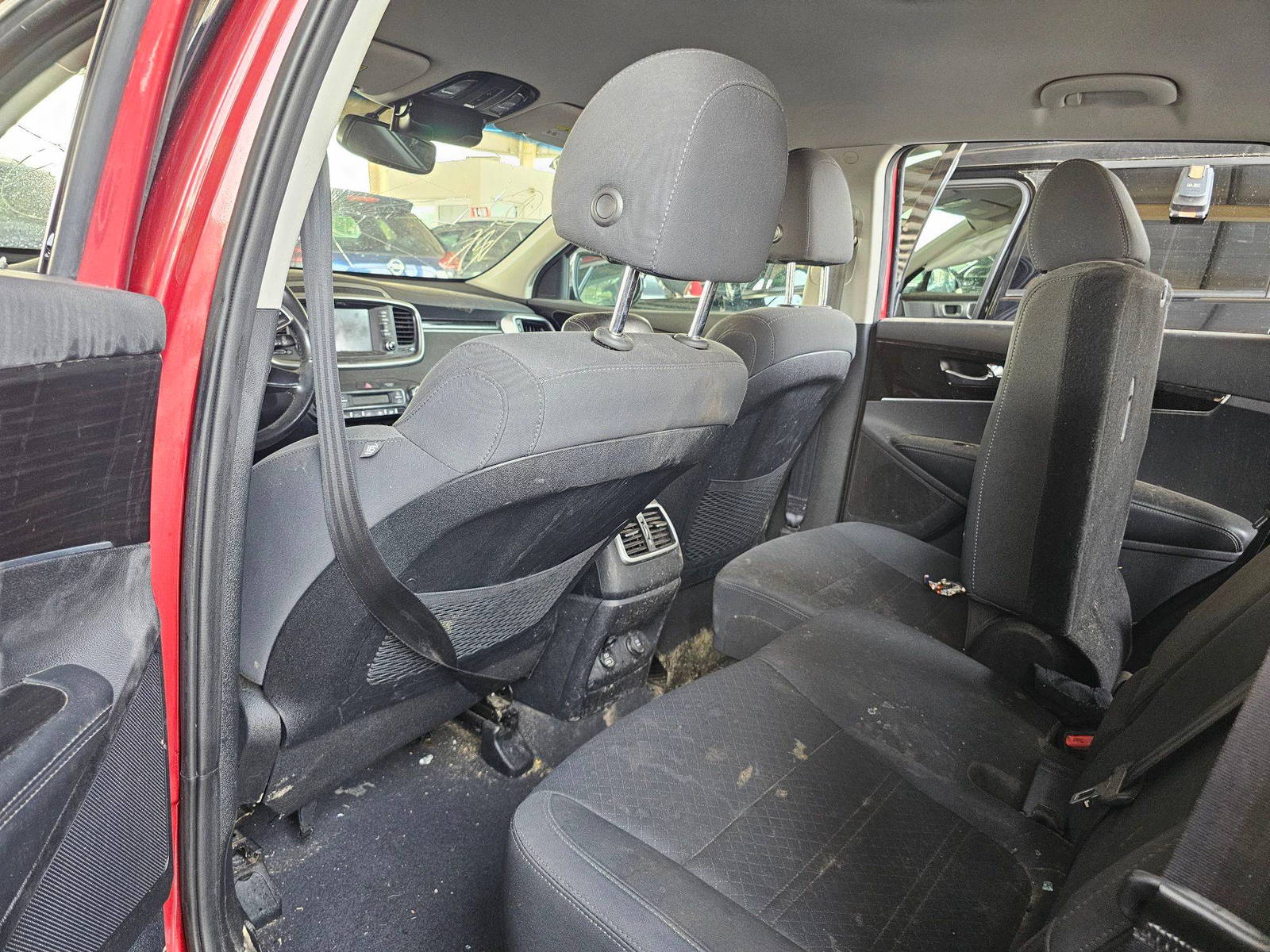 KIA SORENTO 2019 - Marhaba Auction Used Cars - Image 6