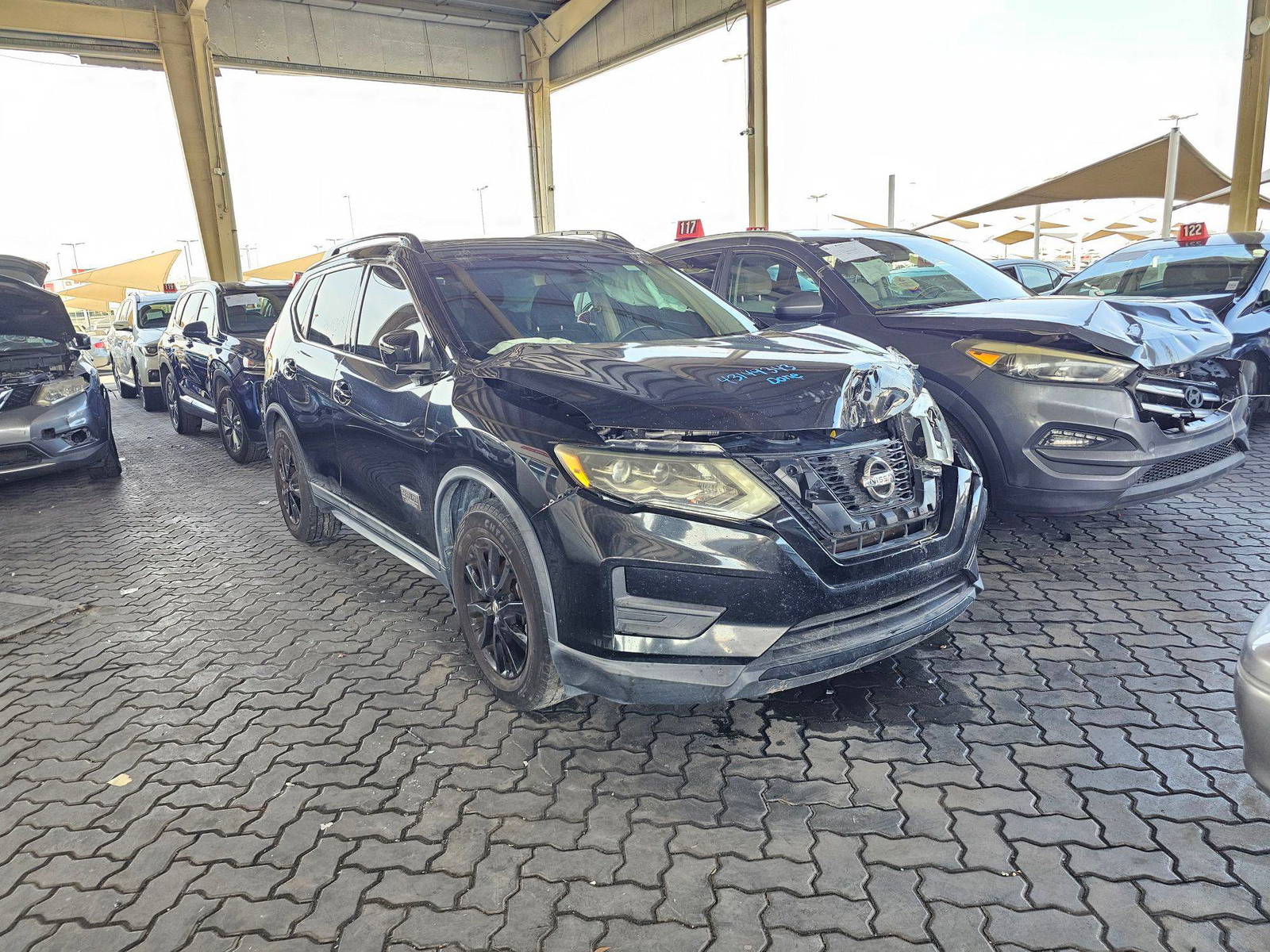 NISSAN ROGUE 2017 - Marhaba Auction Used Cars - Image 4
