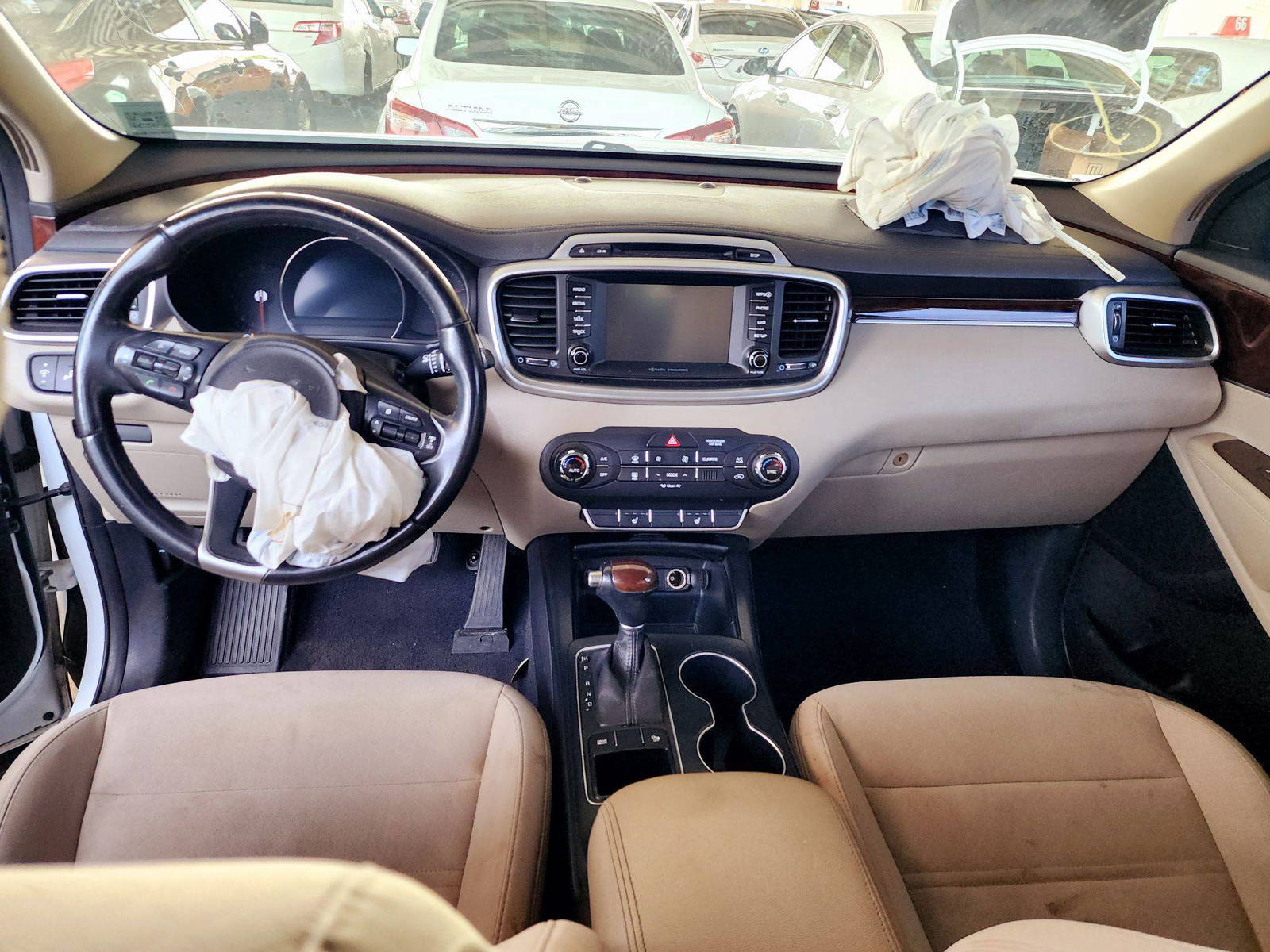 KIA SORENTO 2017 - Marhaba Auction Used Cars - Image 7