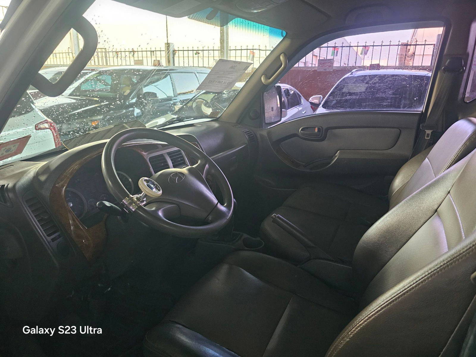 HYUNDAI PORTER 2 2012 - Marhaba Auction Used Cars - Image 8