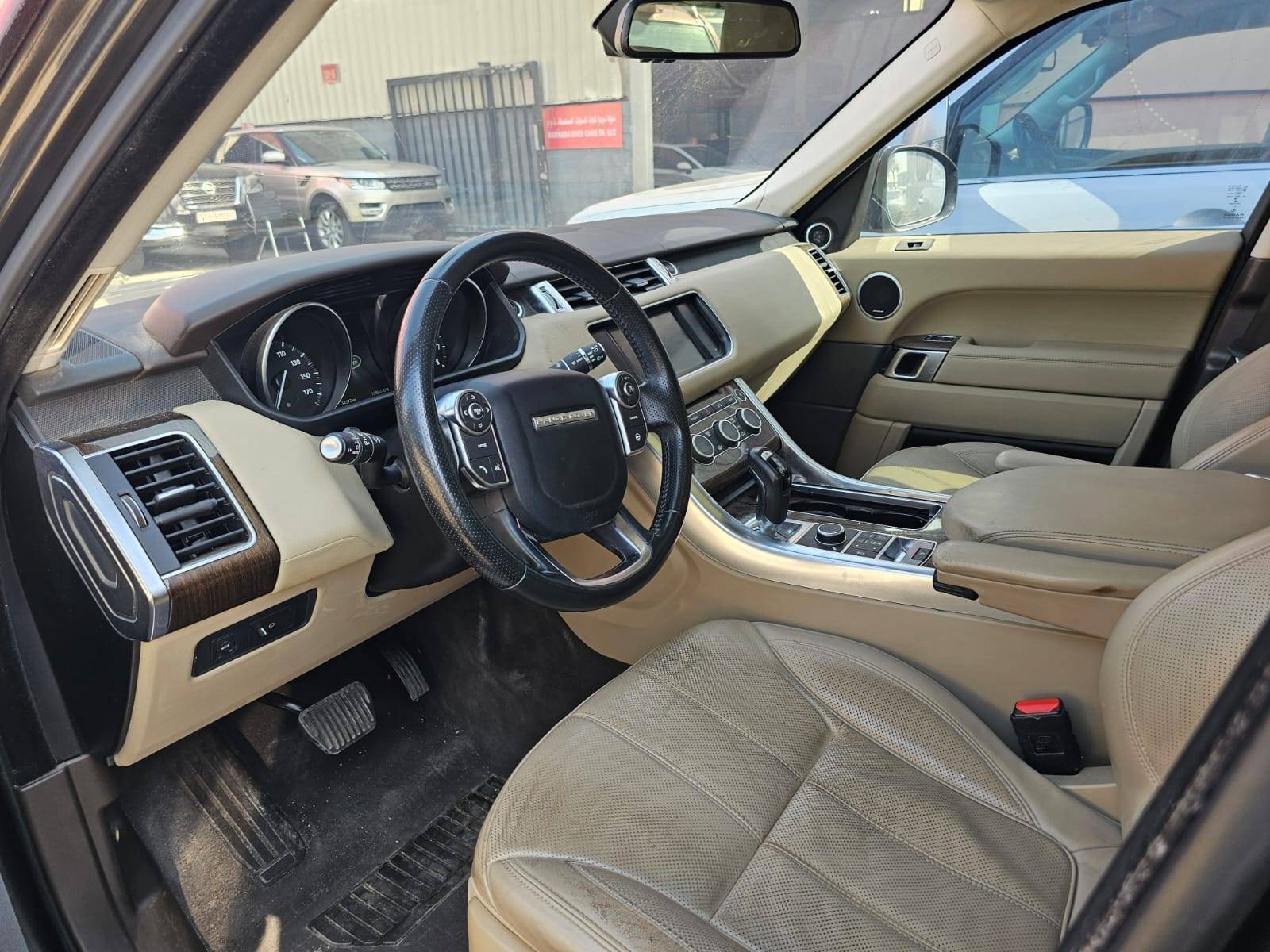 2016 LAND ROVER RANGE ROVER HSE — 134572 Miles — Lot A657703 — Main - Marhaba Auctions Used Cars - Image 7