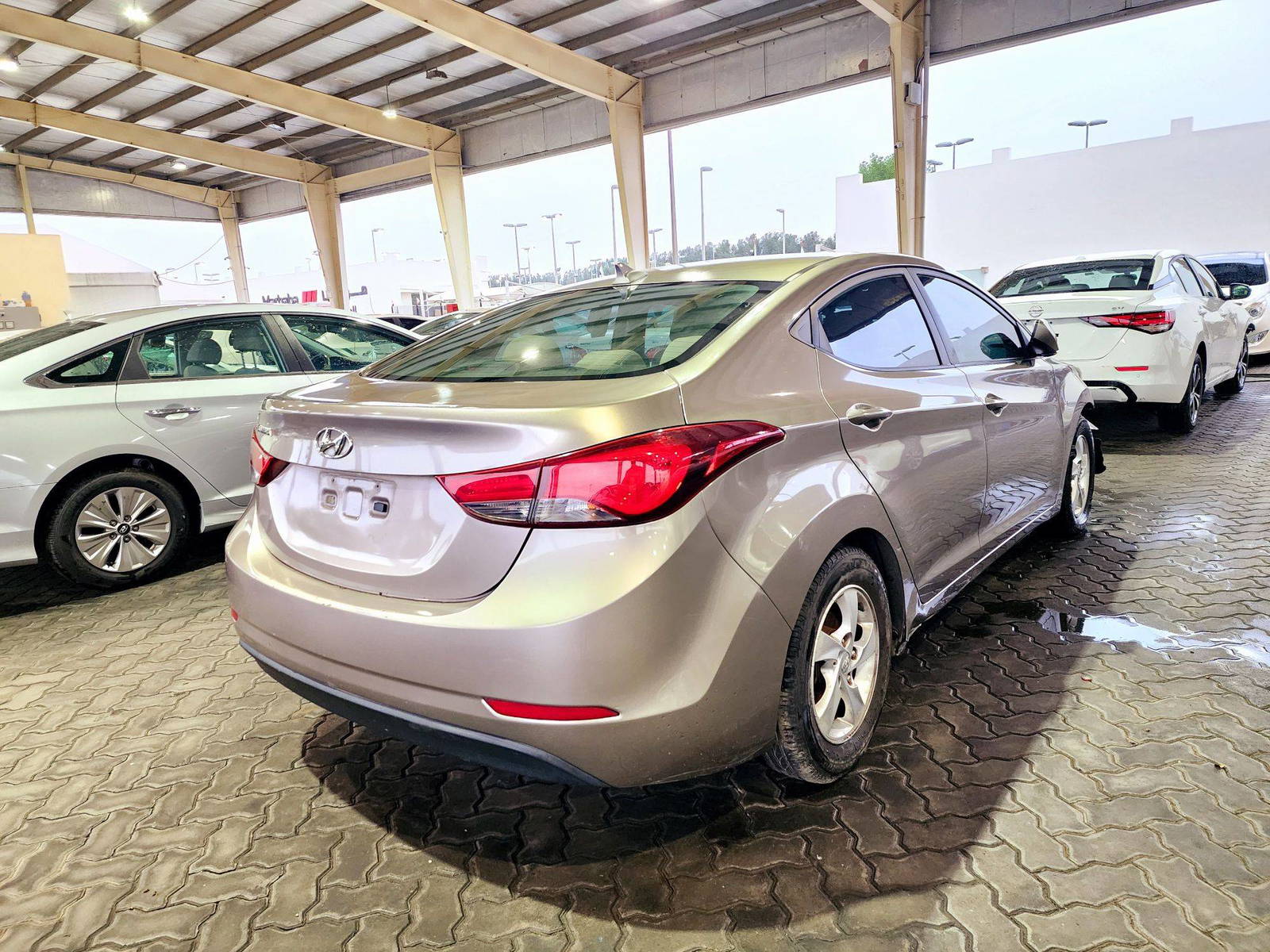 2015 HYUNDAI ELANTRA — 179515 Miles — Lot 51323 — Souq - Marhaba Auctions Used Cars - Image 3