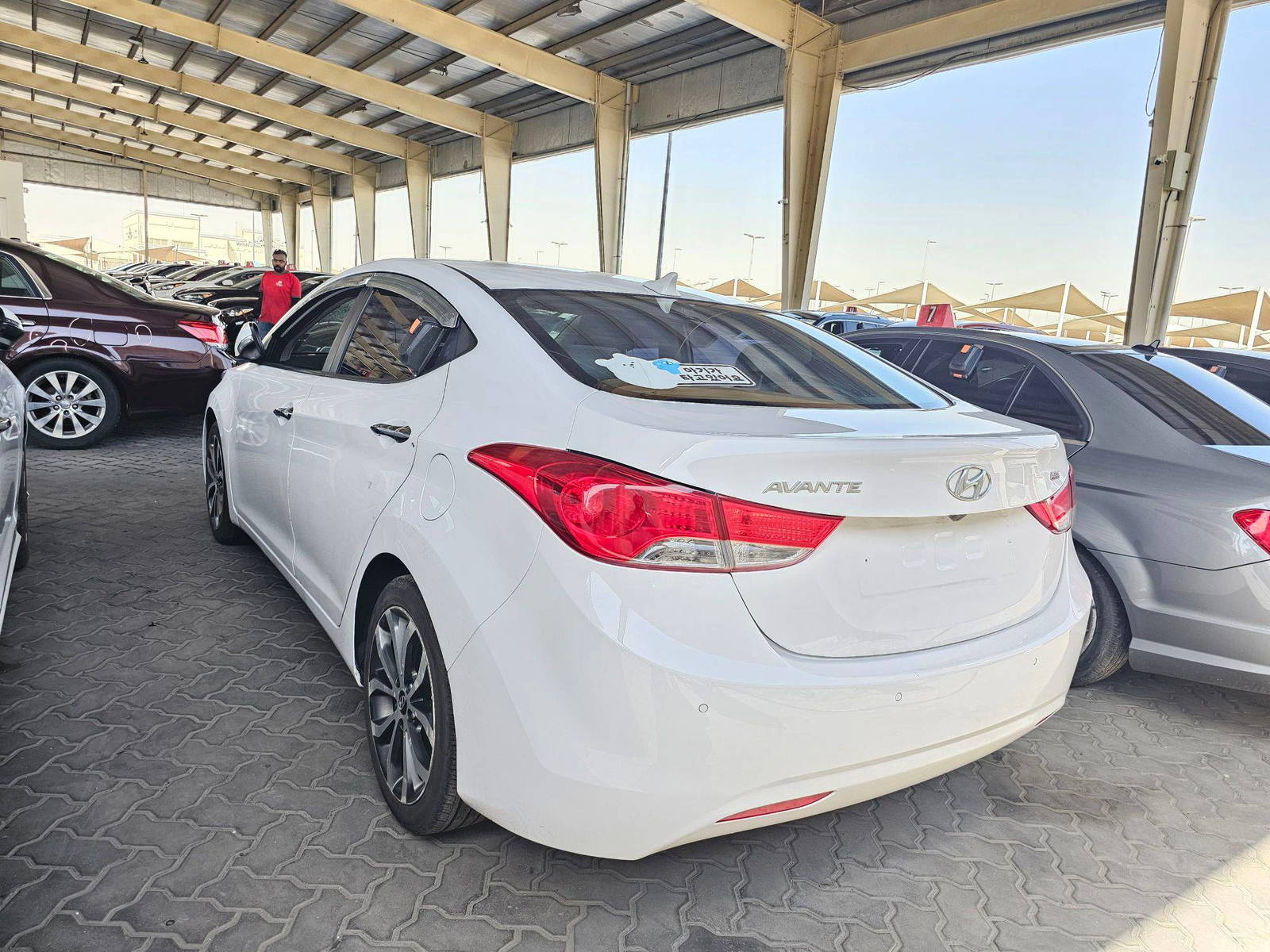 2014 HYUNDAI AVANTE — 149273 KM — Lot 886716 — Souq - Marhaba Auctions Used Cars - Image 5