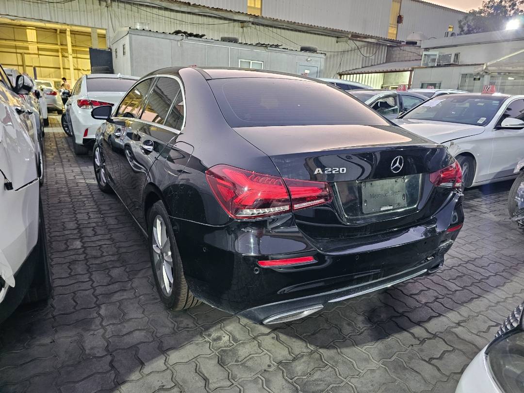 2019 MERCEDES BENZ A220 — 93745 Miles — Lot 41889178 — Souq - Marhaba Auctions Used Cars - Image 5