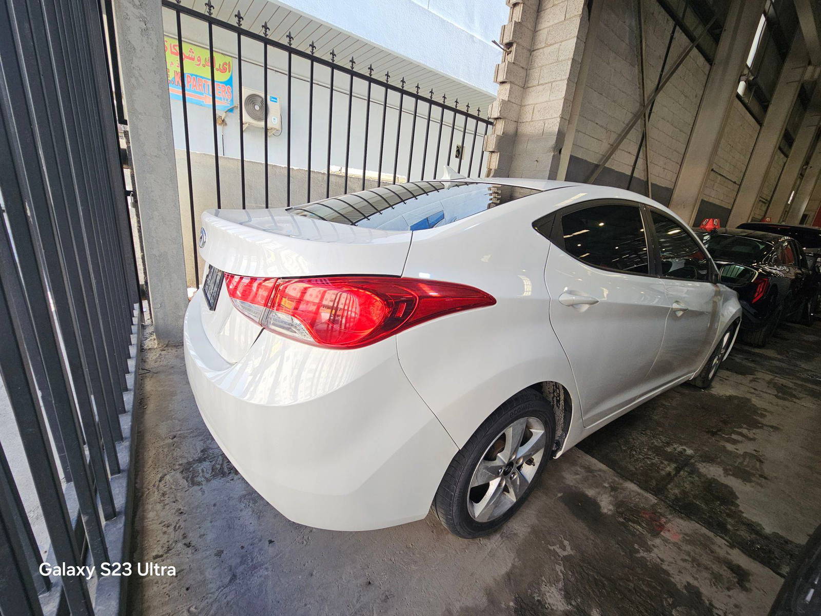 2013 HYUNDAI ELANTRA — 240855 Miles — Lot DH240448 — Main - Marhaba Auctions Used Cars - Image 5
