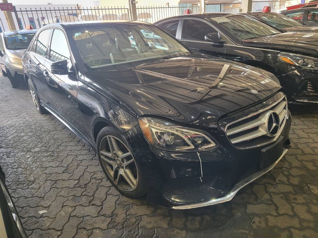 2016 MERCEDES BENZ E 350 — 89227 Miles — Lot XGB189616 — Main - Marhaba Auctions Used Cars - Image 4