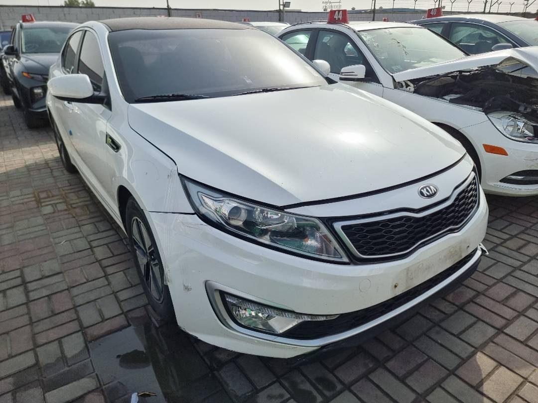 2013 KIA K5 — 254374 KM — Lot 022177 — Main - Marhaba Auctions Used Cars - Image 3