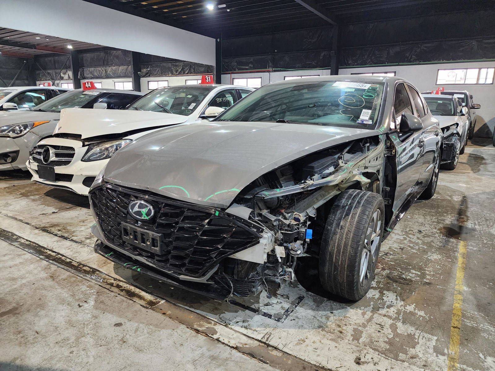 2021 HYUNDAI SONATA — 84243 Miles — Lot 11215 — Al Quoz - Marhaba Auctions Used Cars - Image 4