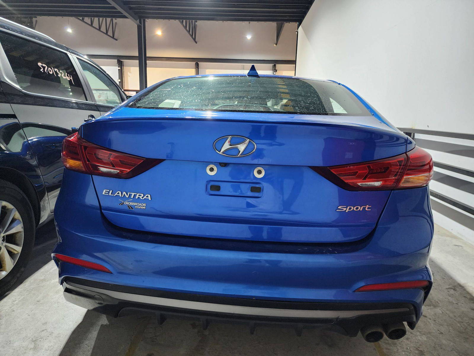 2017 HYUNDAI ELANTRA — 157896 Miles — Lot 1215700 — Al Quoz - Marhaba Auctions Used Cars - Image 7