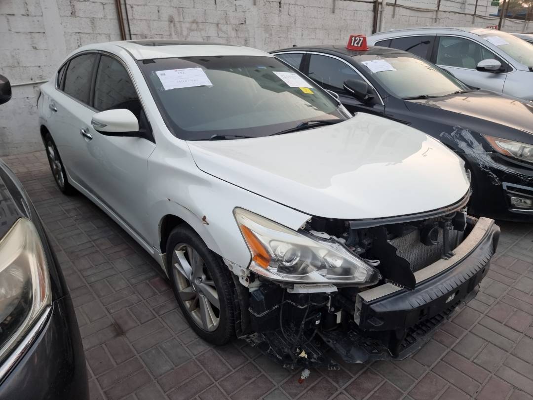 2014 NISSAN ALTIMA — 229092 Miles — Lot 215478 — Ind. 12 - Marhaba Auctions Used Cars - Image 4
