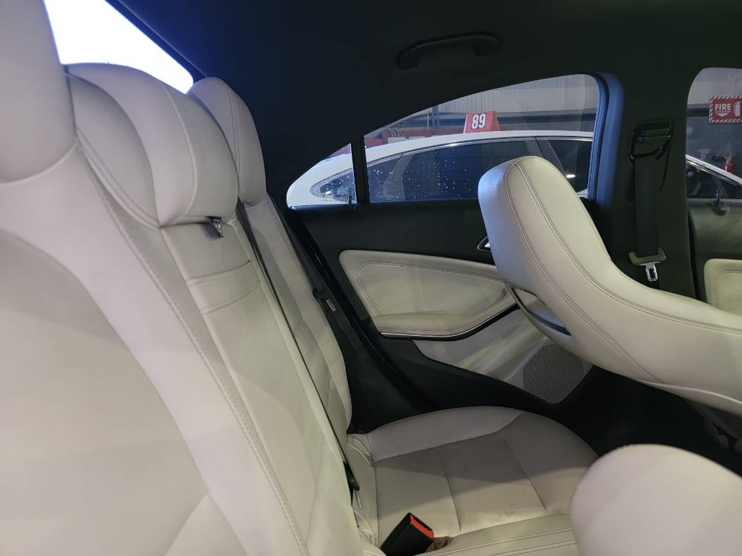 2018 MERCEDES BENZ CLA 250 — 110400 Miles — Lot N532644 - Marhaba Auctions Used Cars - Image 11