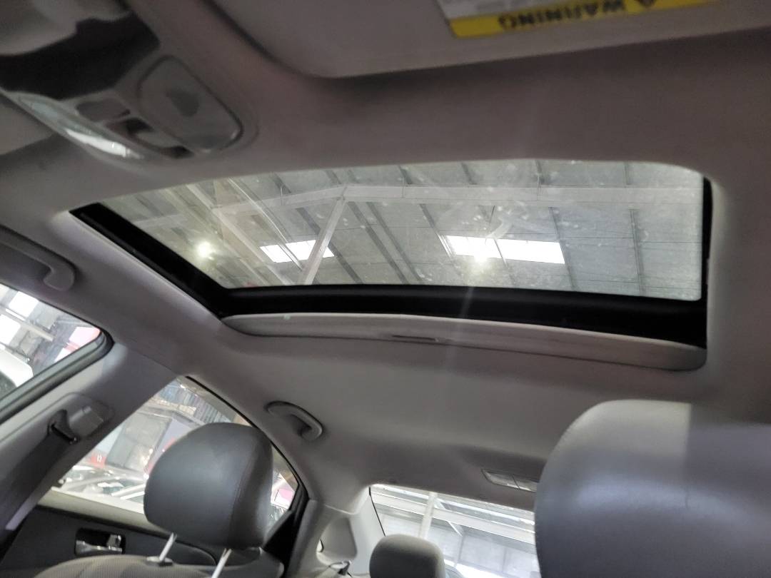 2013 HYUNDAI SONATA — 204765 Miles — Lot H620830 — Main - Marhaba Auctions Used Cars - Image 9