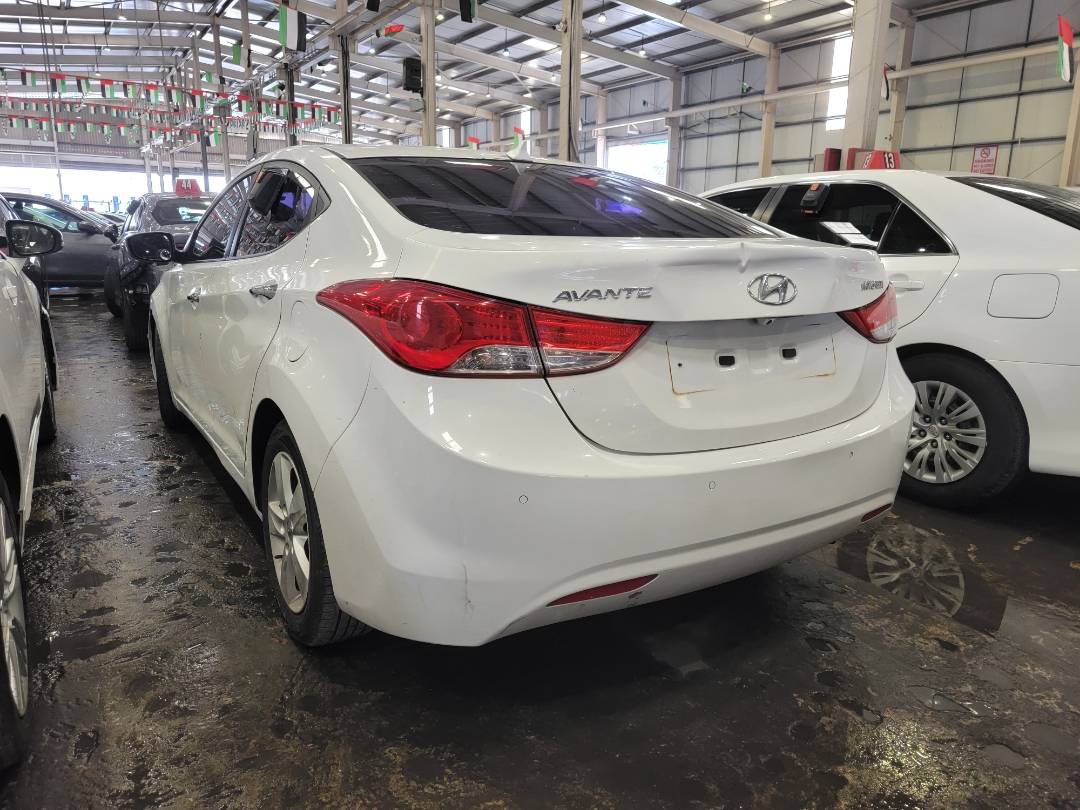2011 HYUNDAI AVANTE — 188942 KM — Lot 019449 — Main - Marhaba Auctions Used Cars - Image 3