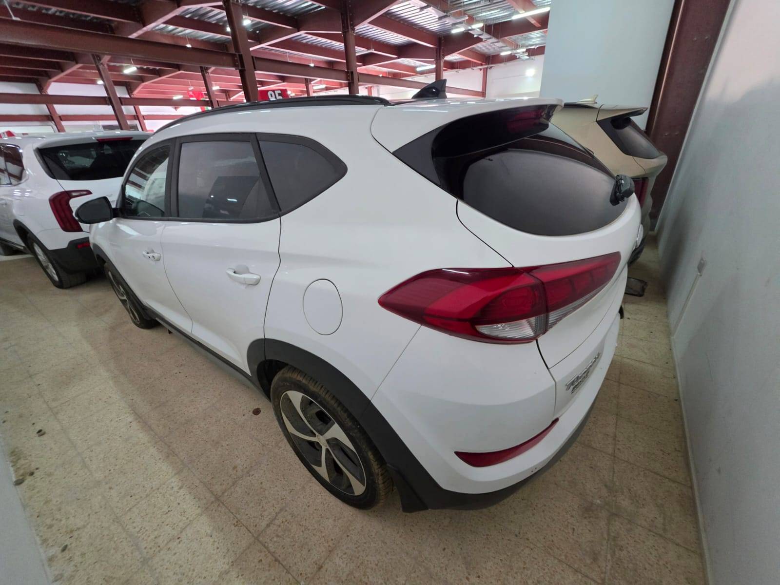 HYUNDAI TUCSON