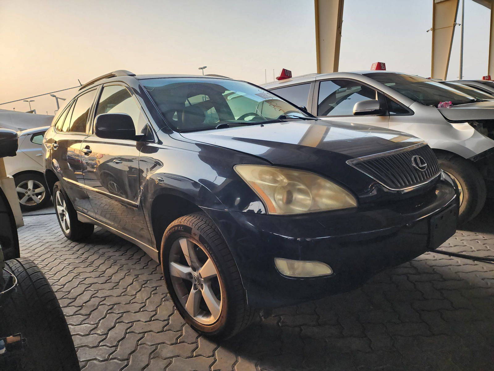 2007 LEXUS RX 350 — 169488 Miles — Lot 39525454 — Souq - Marhaba Auctions Used Cars - Image 3