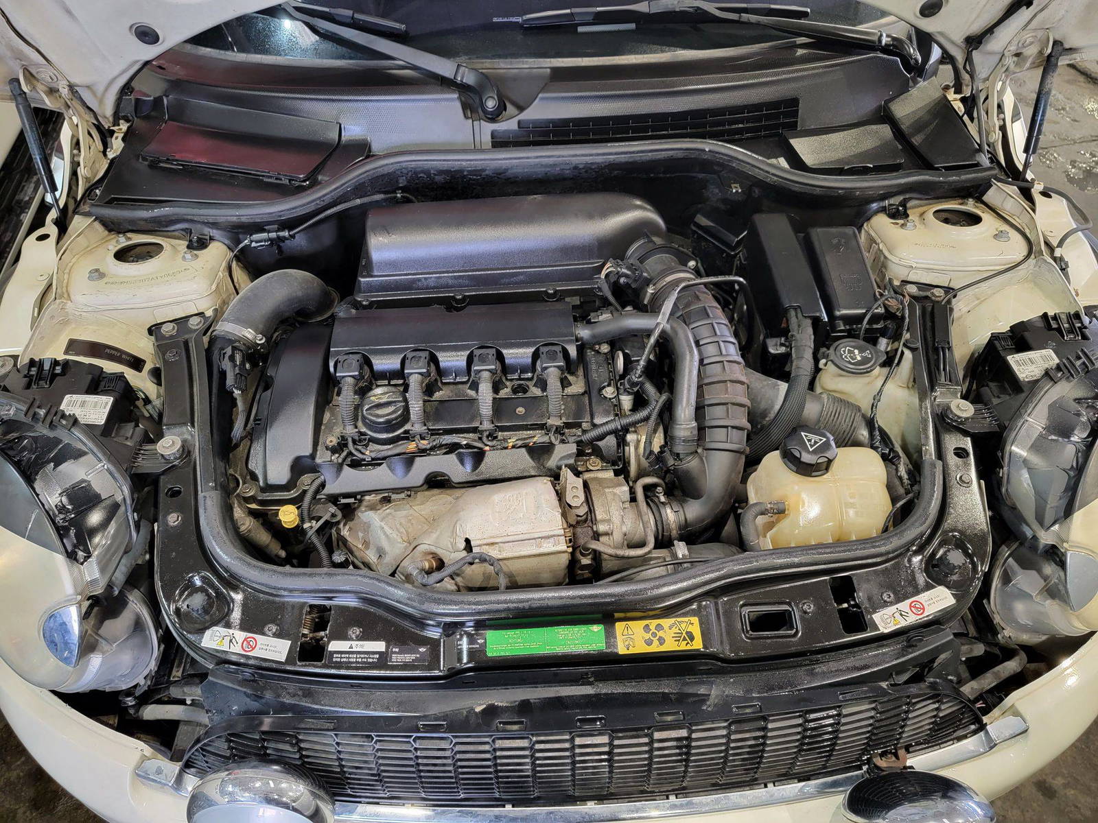 MINI COOPER 2011 - Marhaba Auction Used Cars - Image 11