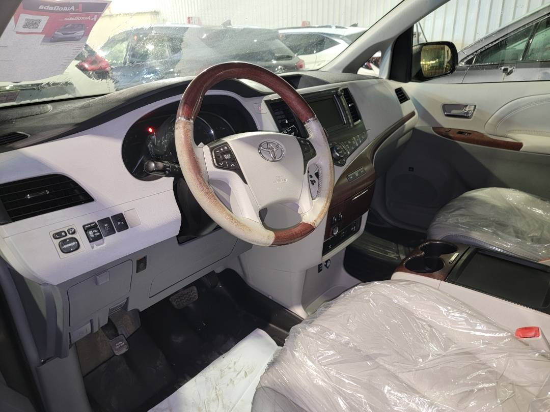 2011 TOYOTA SIENNA — 168116 Miles — Lot S024090 - Marhaba Auctions Used Cars - Image 5