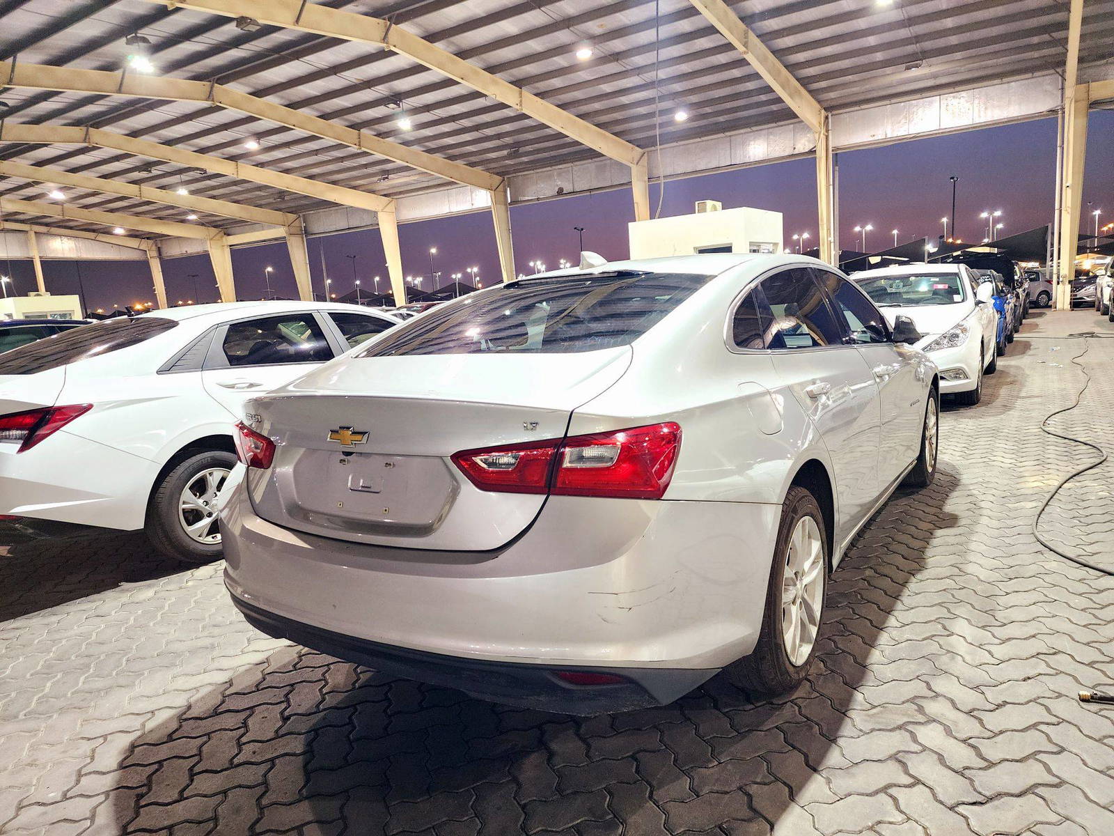 2018 CHEVROLET MALIBU — 178625 Miles — Lot 1122068 — Souq - Marhaba Auctions Used Cars - Image 4