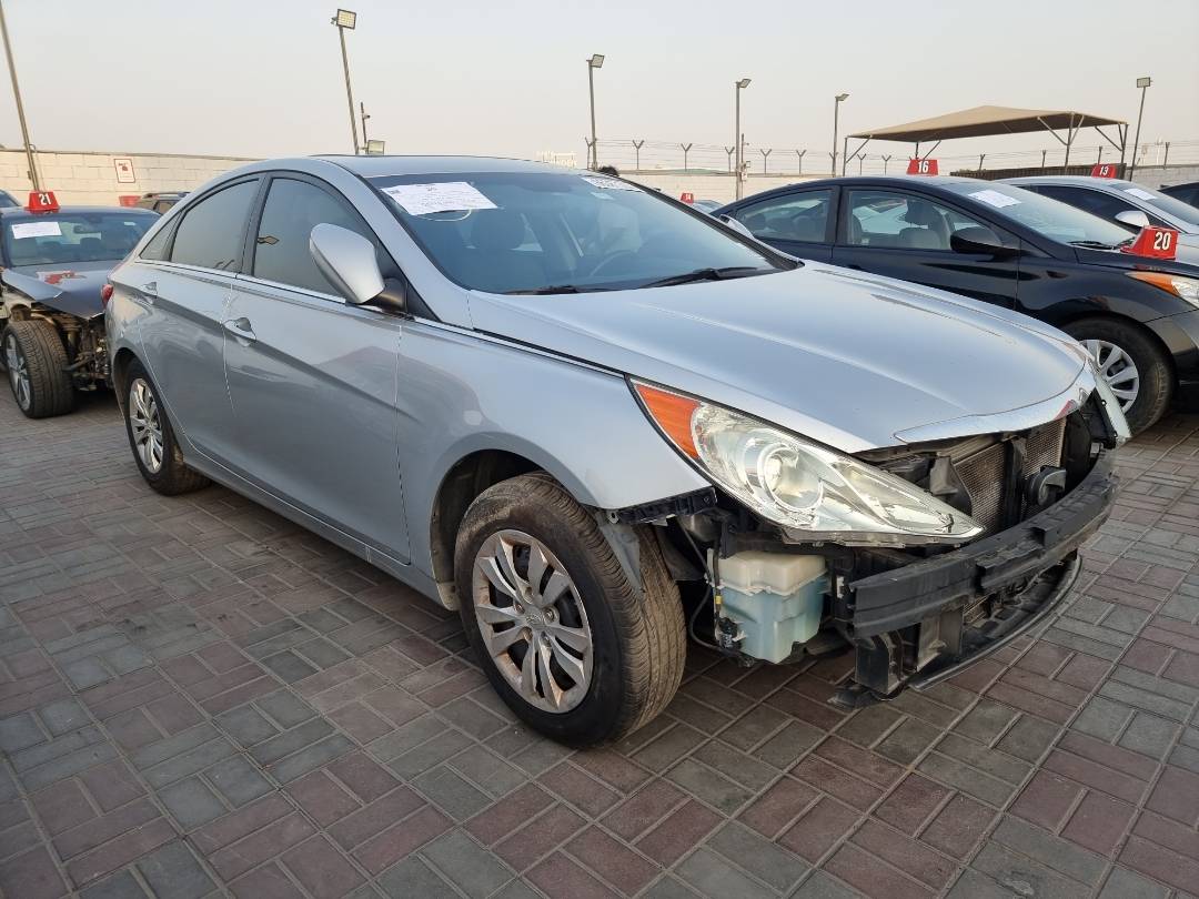 2011 HYUNDAI SONATA — 241311 Miles — Lot 125487 — Ind. 12 - Marhaba Auctions Used Cars - Image 4