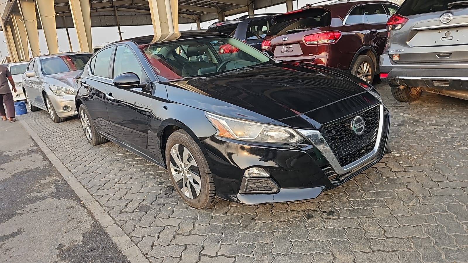 2020 NISSAN ALTIMA — 60424 KM — Lot 6LC282797 — Souq - Marhaba Auctions Used Cars - Image 3
