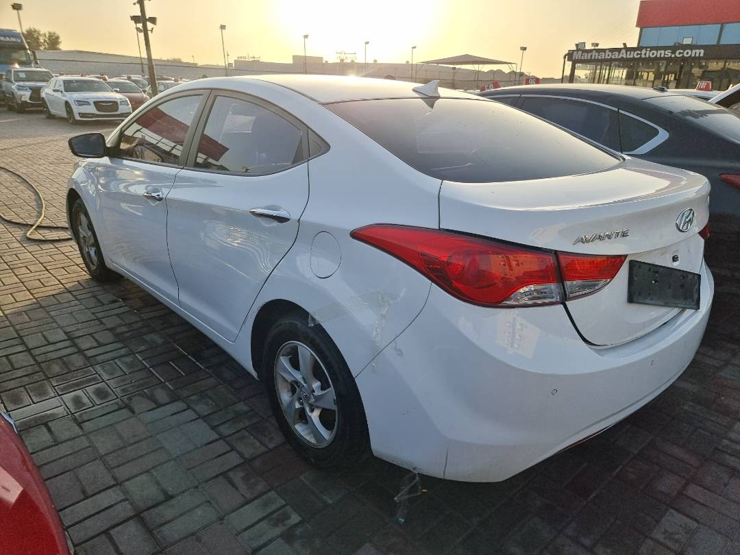2012 HYUNDAI AVANTE — 141510 KM — Lot 125487 — Ind. 12 - Marhaba Auctions Used Cars - Image 5
