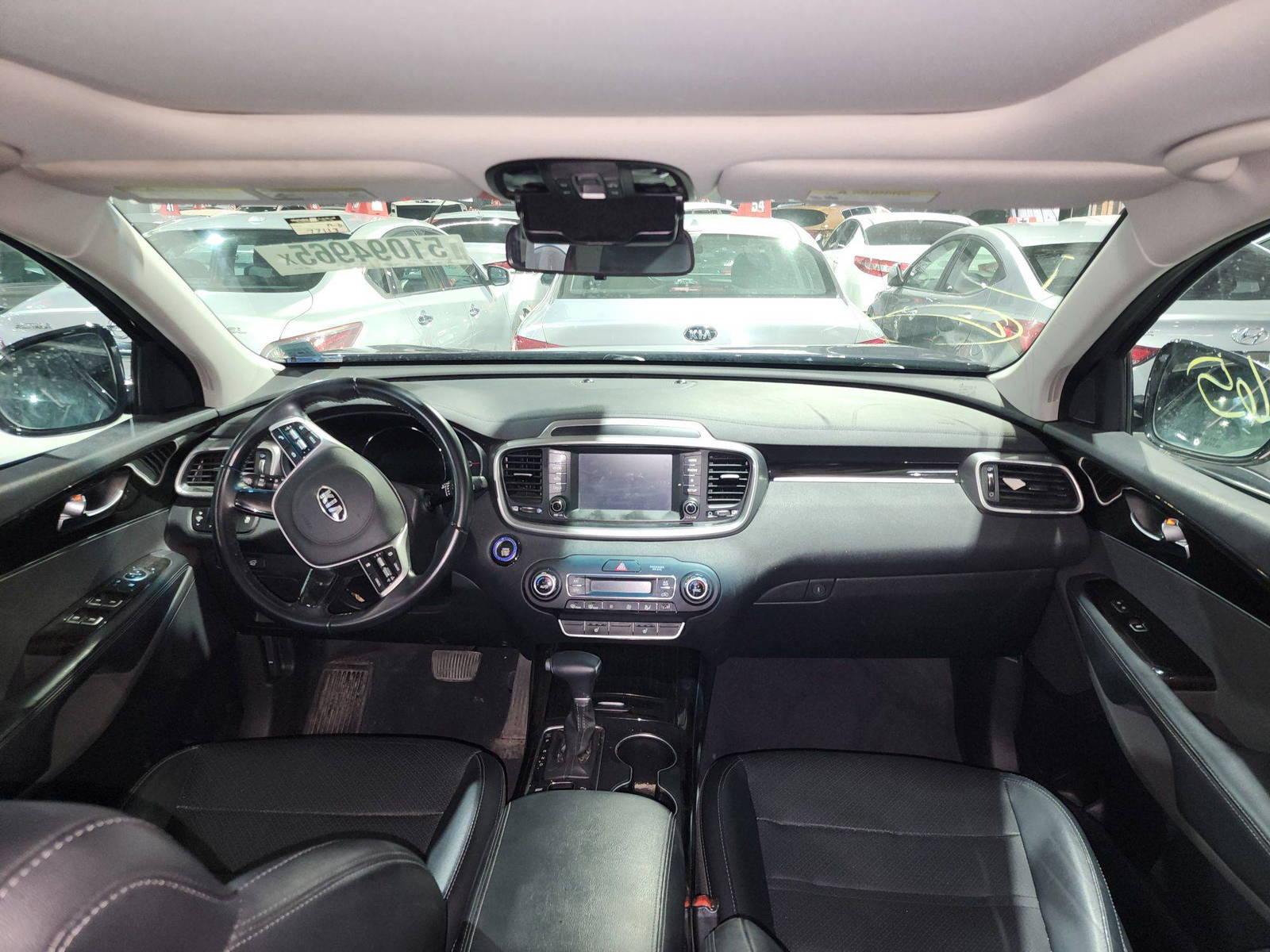 KIA SORENTO 2020 - Marhaba Auction Used Cars - Image 8