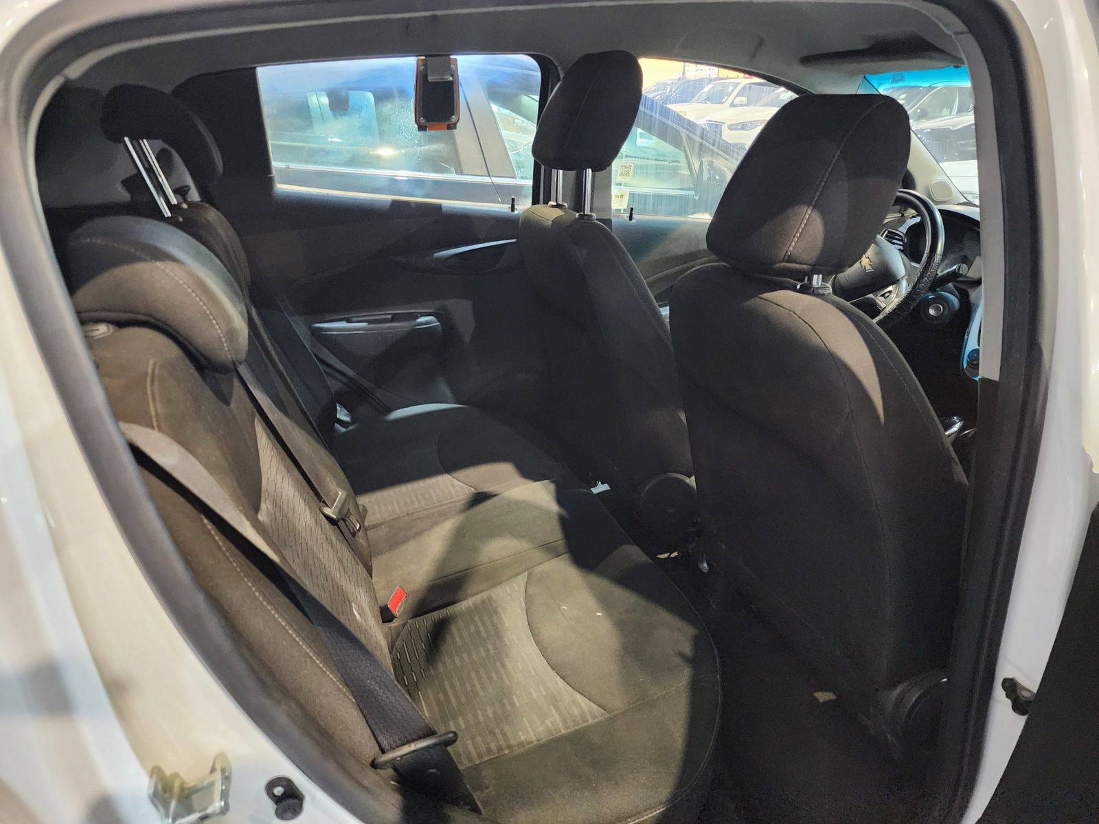 2017 CHEVROLET SPARK — 205111 KM — Lot 15863 — Al Quoz - Marhaba Auctions Used Cars - Image 7