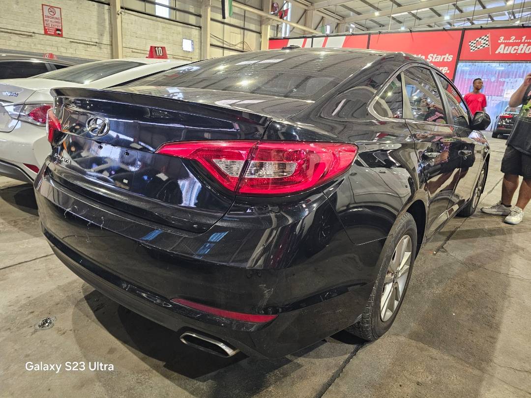 2017 HYUNDAI SONATA — 117211 Miles — Lot HH472551 — Main - Marhaba Auctions Used Cars - Image 5