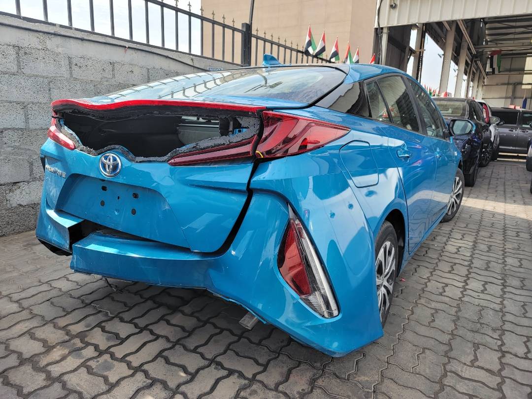 2021 TOYOTA PRIUS — 28847 Miles — Lot 3194088 — Main - Marhaba Auctions Used Cars - Image 4