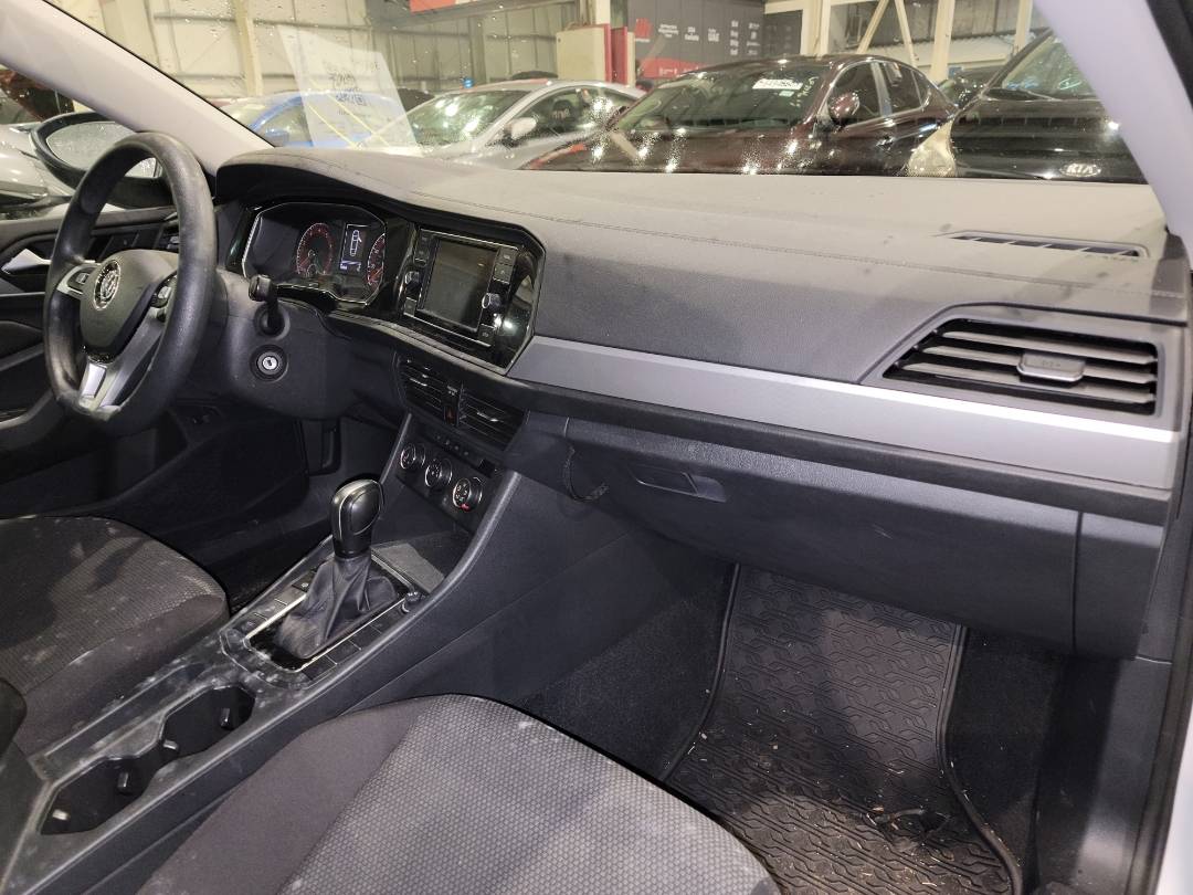 2019 VOLKSWAGEN JETTA — 34468 Miles — Lot 37445744 - Marhaba Auctions Used Cars - Image 4