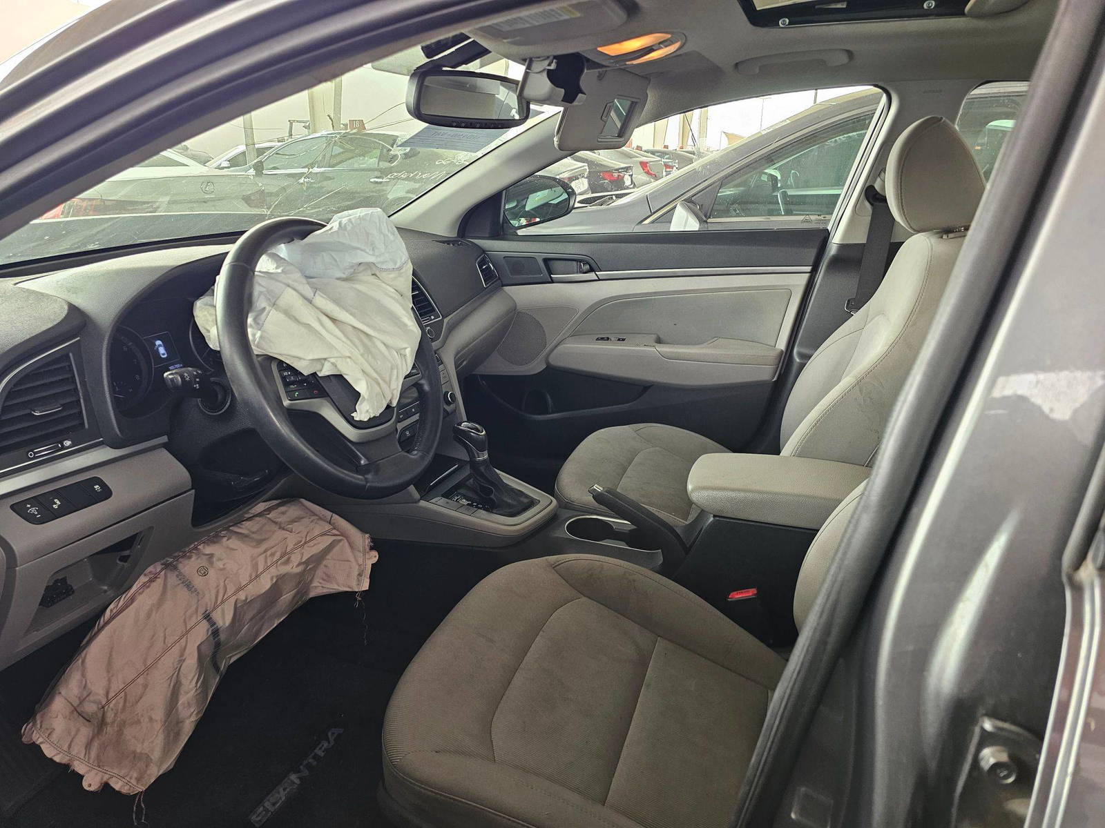 2018 HYUNDAI ELANTRA — 165702 Miles — Lot 1265042 — Souq - Marhaba Auctions Used Cars - Image 10
