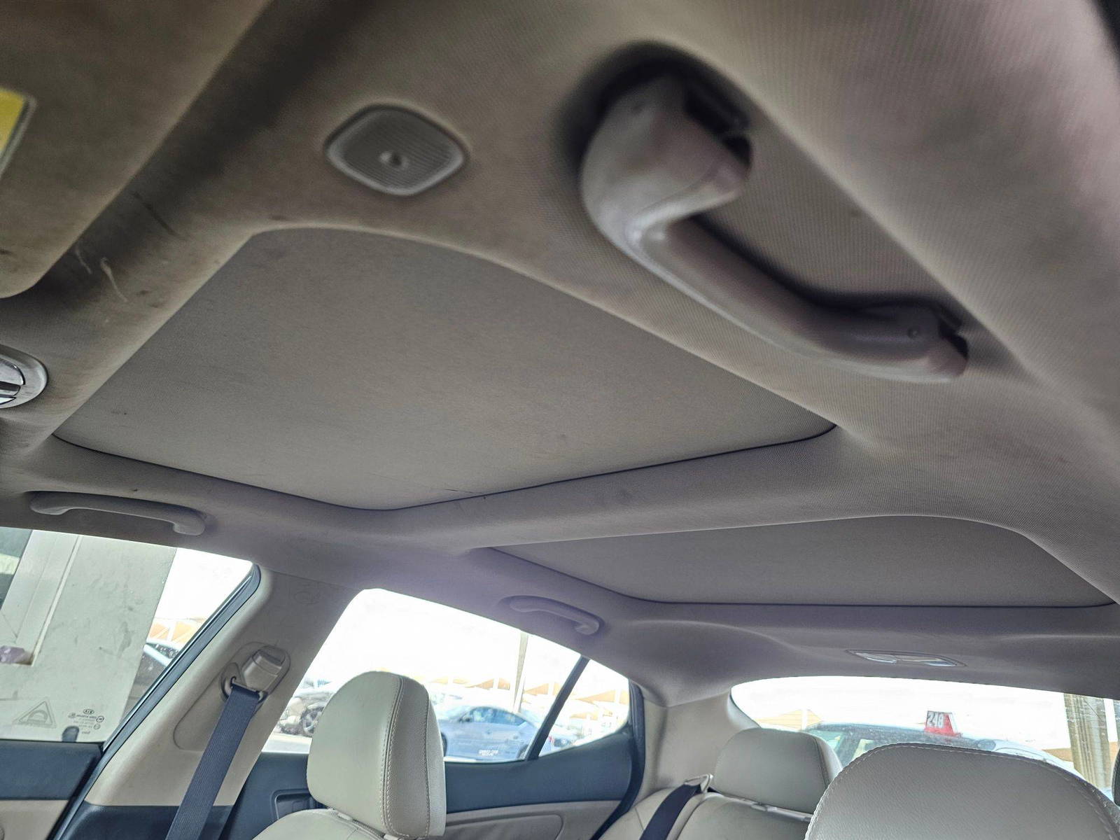 2011 KIA OPTIMA — 177661 Miles — Lot 0B5061757 — Souq - Marhaba Auctions Used Cars - Image 8