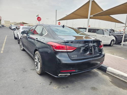 HYUNDAI GENESIS