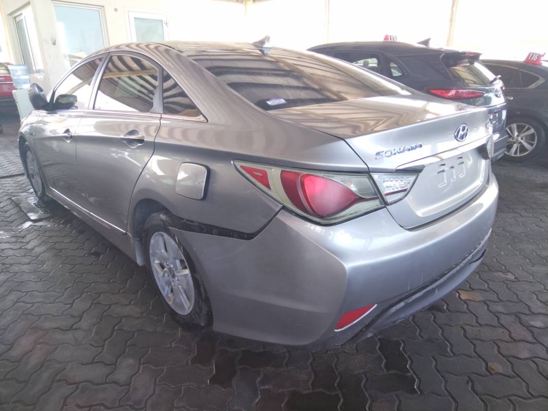 2011 HYUNDAI SONATA — 181032 Miles — Lot 37909817 - Marhaba Auctions Used Cars - Image 8