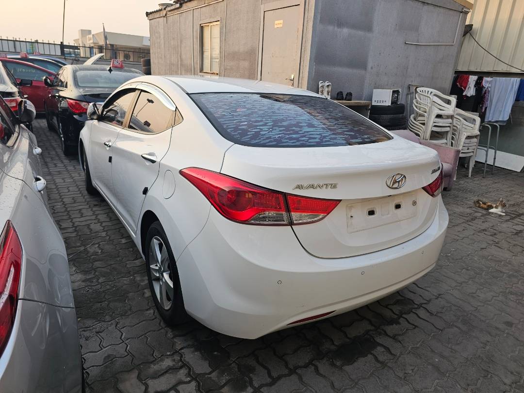 2014 HYUNDAI AVANTE — 151511 KM — Lot 848437 — Ind. 12 - Marhaba Auctions Used Cars - Image 3