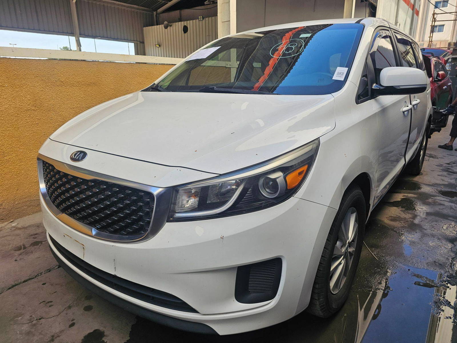 2016 KIA SEDONA — 185148 Miles — Lot 0G6090139 — Main - Marhaba Auctions Used Cars - Image 3