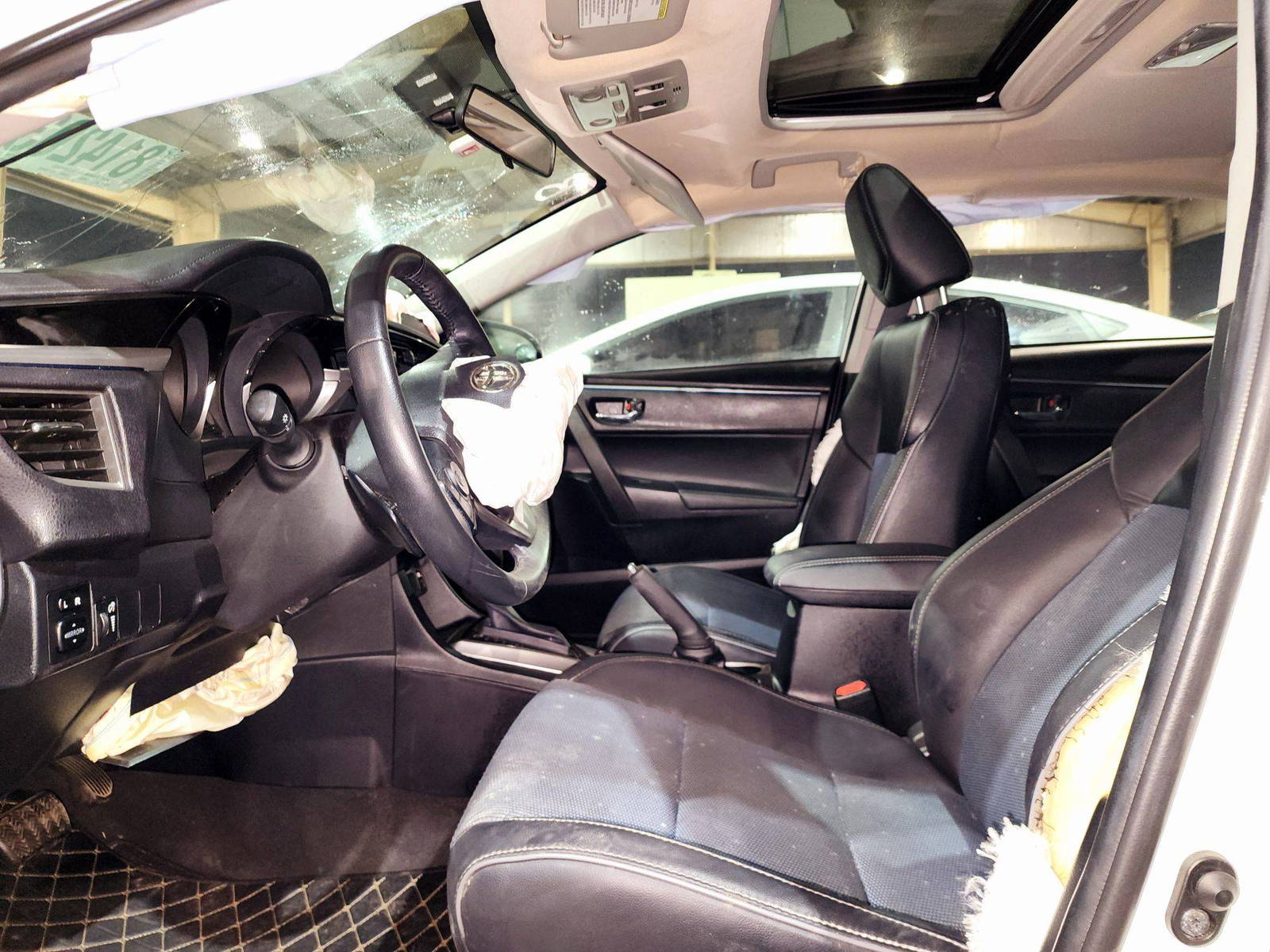 2015 TOYOTA COROLLA — 104267 Miles — Lot 81420384 — Ind. 12 - Marhaba Auctions Used Cars - Image 9