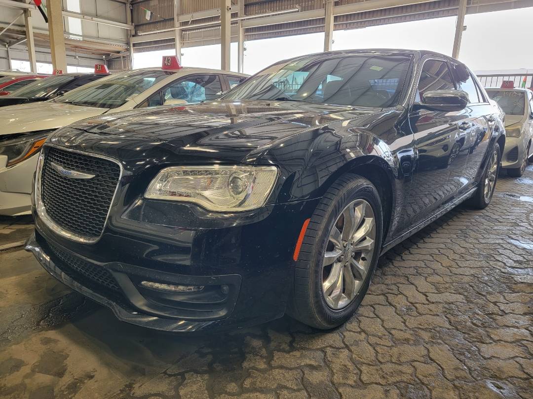 2018 CHRYSLER 300 — 146622 Miles — Lot 0JH137817 — Main - Marhaba Auctions Used Cars - Image 5